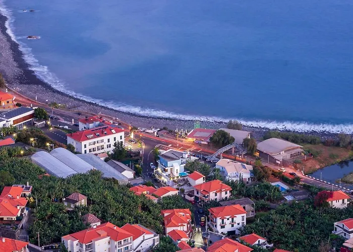 Blue House Apartment